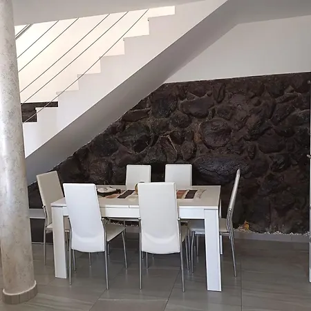 Vila Luxury Sea Views Heated Pool Private Jacuzzi Wifi Bbq Parking Tennis Court Candelaria