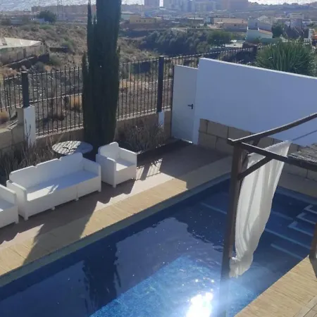 Vila Luxury Sea Views Heated Pool Private Jacuzzi Wifi Bbq Parking Tennis Court *